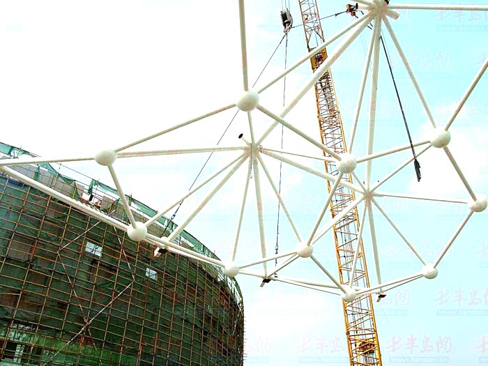 湛江体育馆网架安装